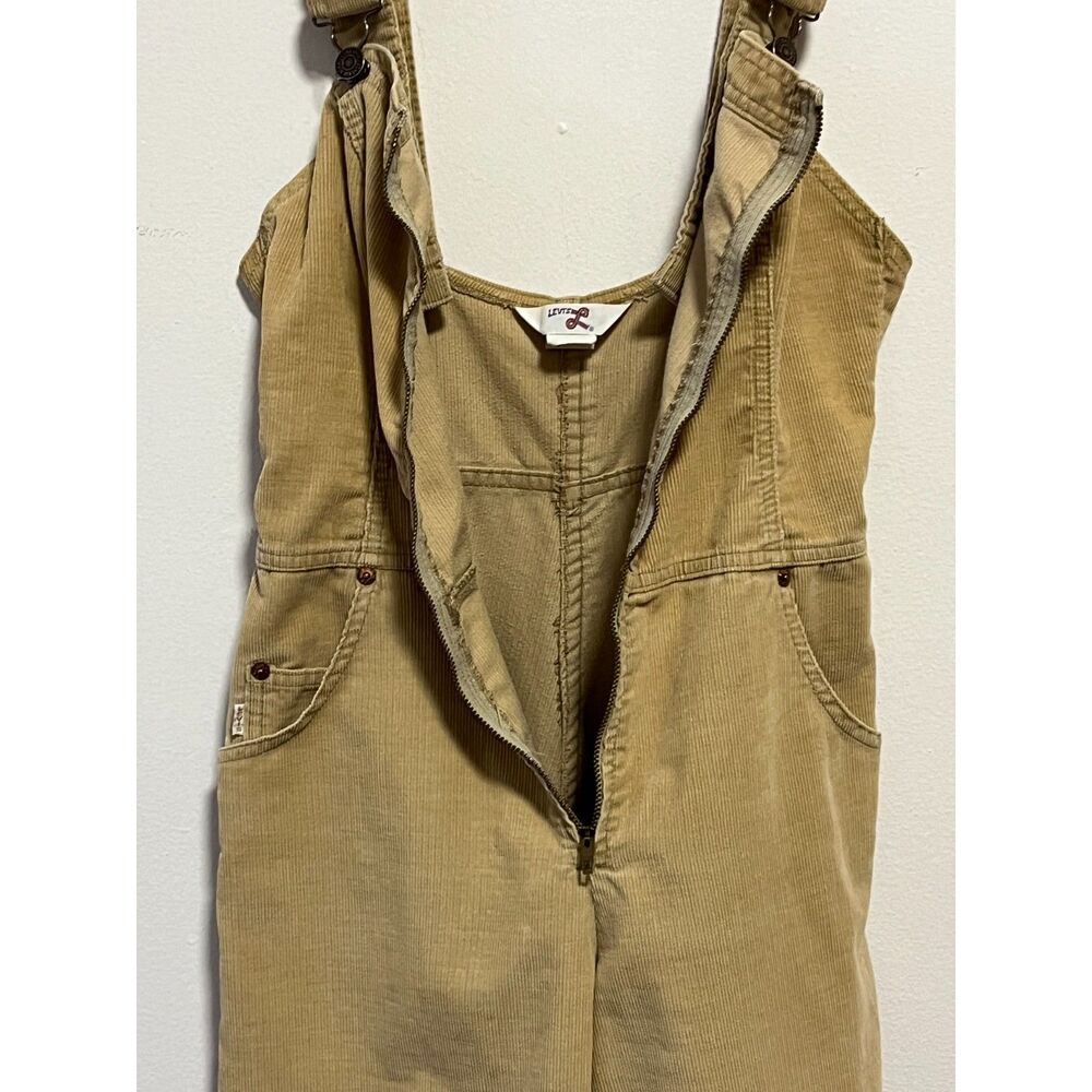 70s Vintage Levis Tan Corduroy Shorts Cropped Culotte Overalls Zip Front 9 XS - Picture 4 of 13